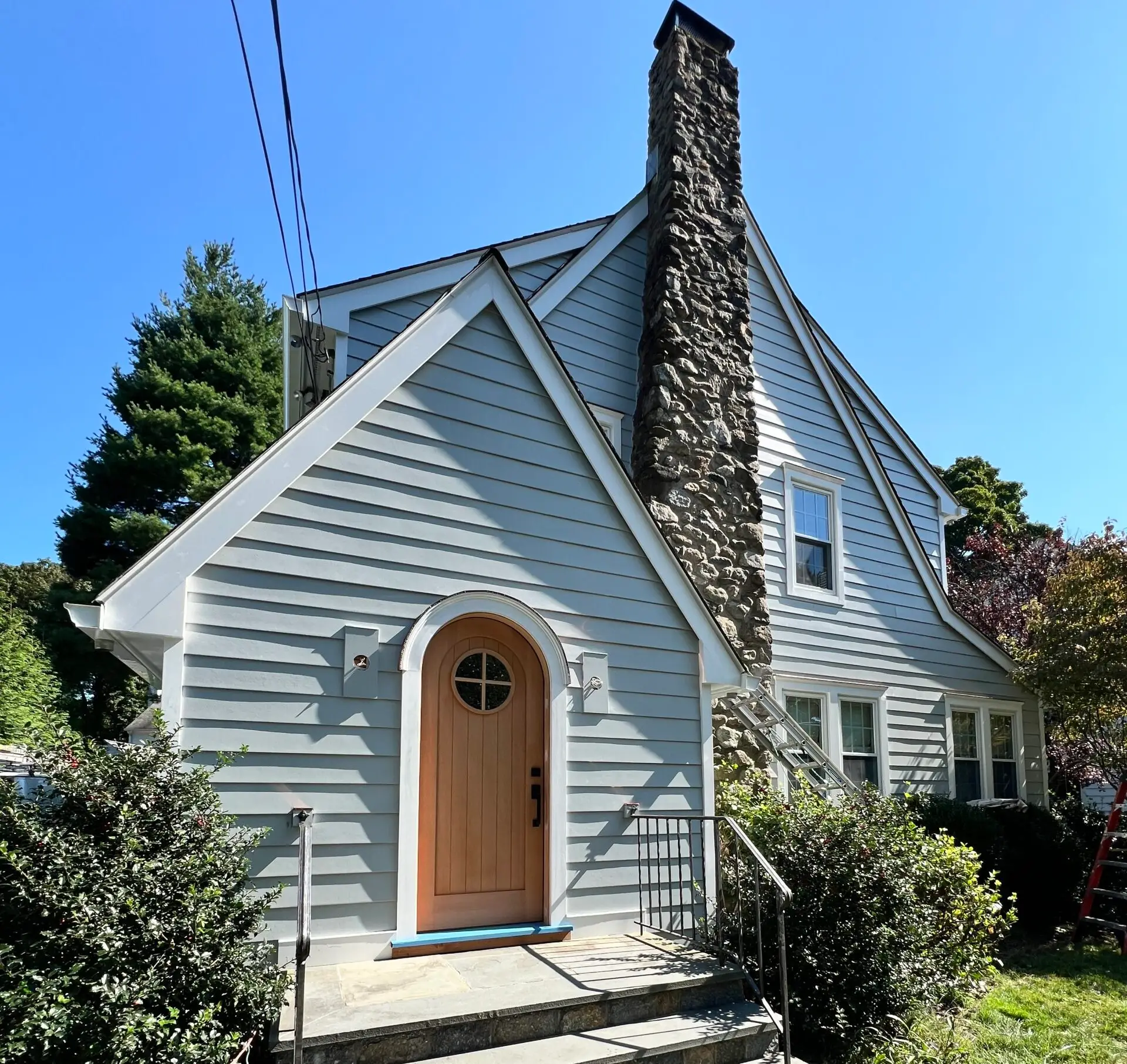 Exterior painting in Danbury, CT