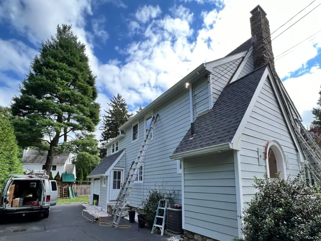 Cost to paint a house