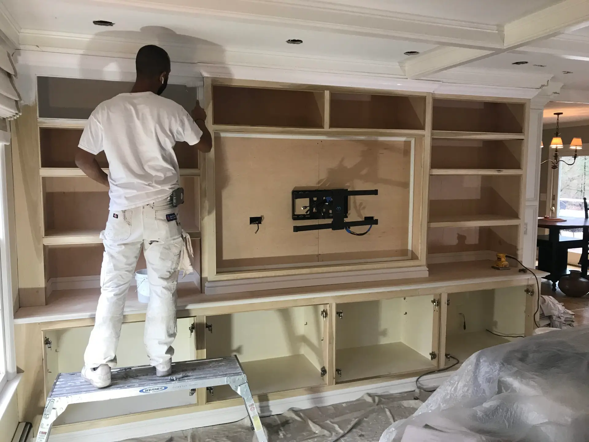 How to paint trim