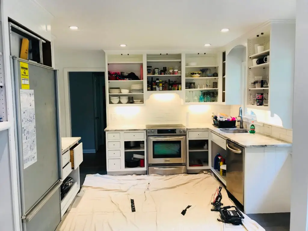 Repaint Kitchen Cabinets