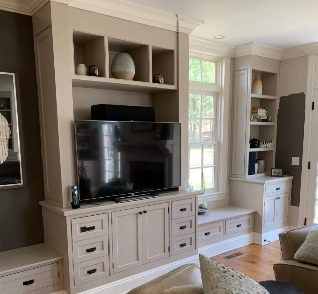 How to Paint Wood Furniture for Beginners