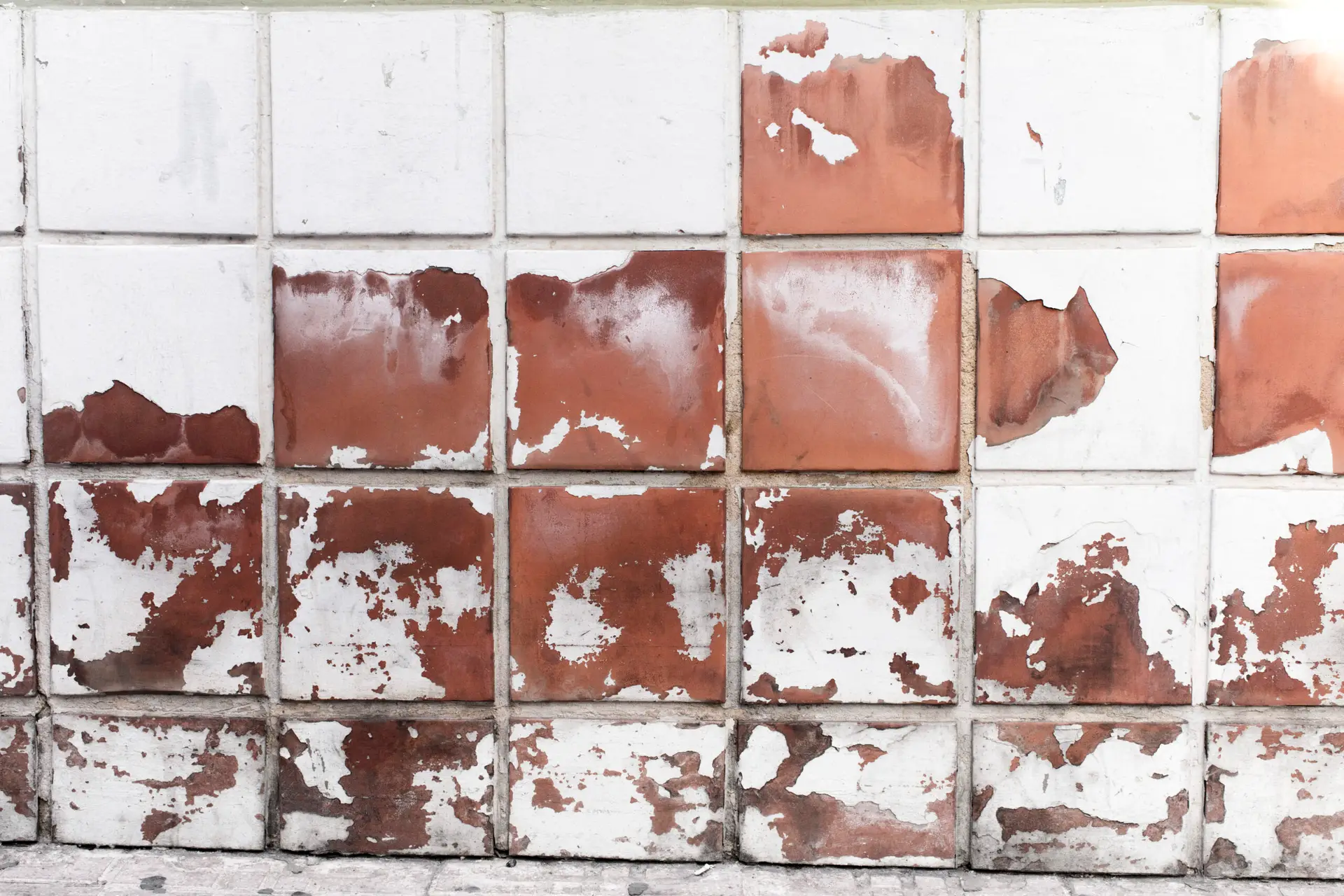 Remove Paint on Tiles